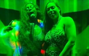 Naomi Hangs Out With Elektra Lopez