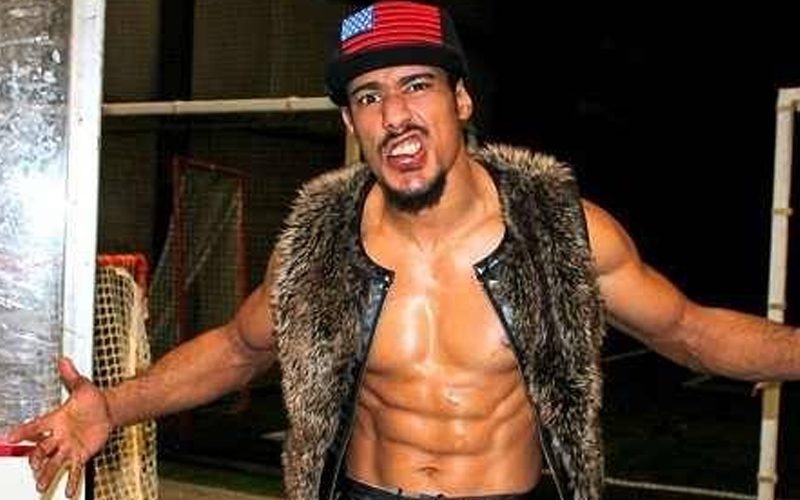 AR Fox Officially Signs With AEW