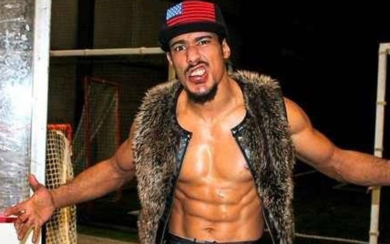 AR Fox Officially Signs With AEW