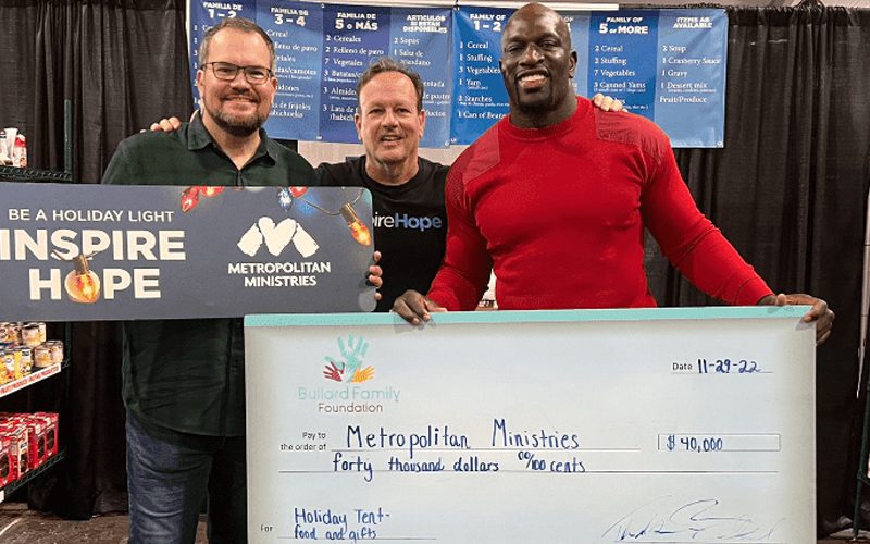 Titus O’Neil Makes Huge $40k Donation To Tampa Charity