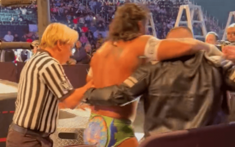 Santos Escobar Seemingly Injured At WWE MSG House Show