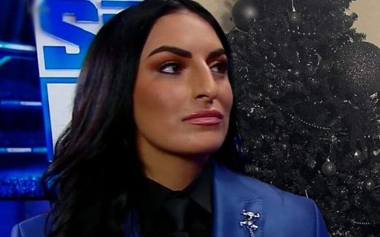 Sonya Deville Is 'Obsessed' With Crazy Christmas Tree