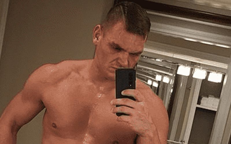 Gunther Looks Shredded In Thirsty New Photo Drop