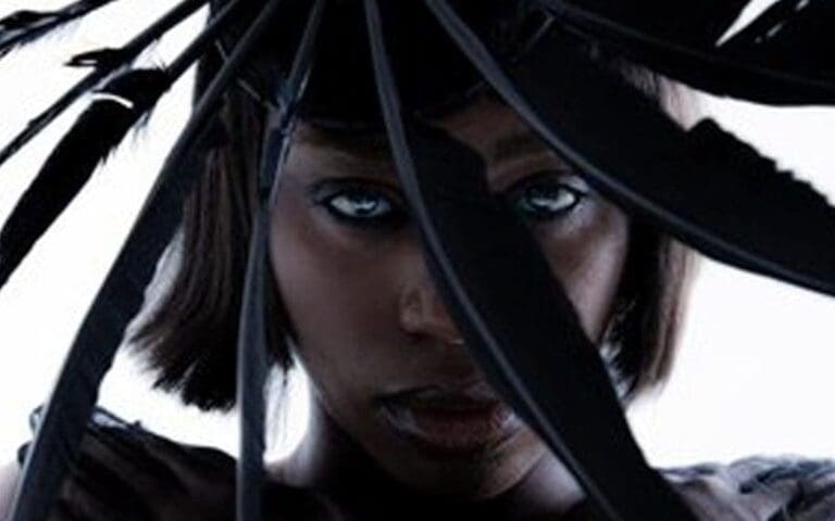 Naomi Shows Off Brand New Look During WWE Hiatus