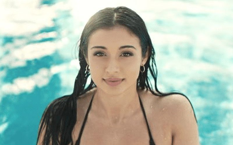 Santino Marella’s Daughter Arianna Grace Soaks Up The Sun In Poolside Black Bikini Photo Drop