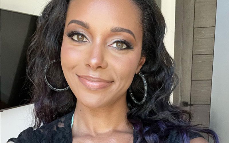 Brandi Rhodes Is All Smiles In Gorgeous Photo Drop