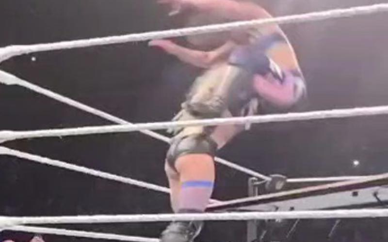 Liv Morgan Puts Shayna Baszler Through A Nasty Table Break Spot At WWE Live Event