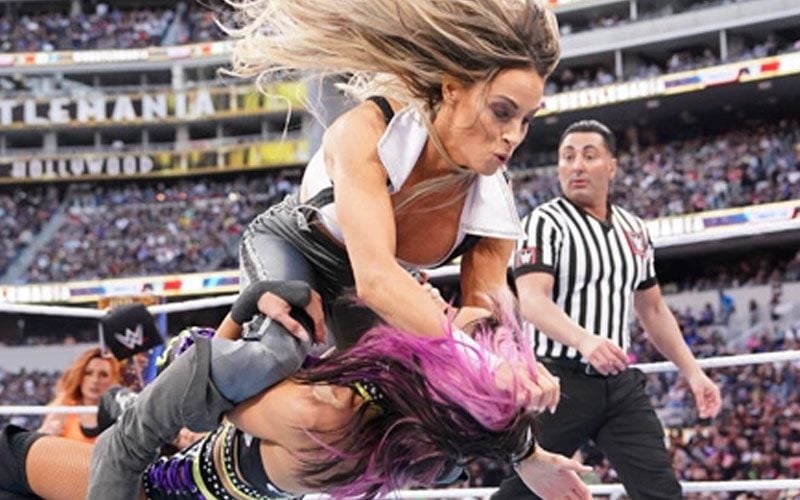 Trish Stratus Reveals She Fought Through Partial Hamstring Tear at WrestleMania 39
