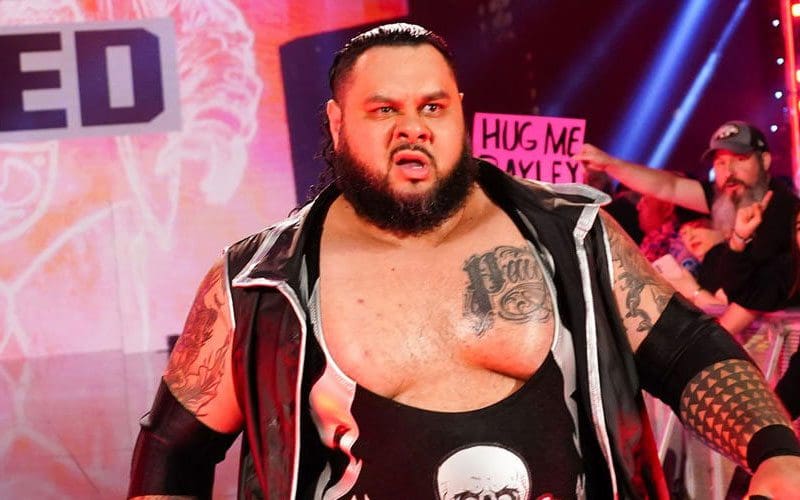 Bronson Reed Is Back On Twitter After Suspension