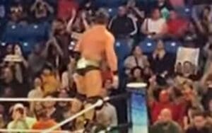 LA Knight Gets Huge Babyface Reaction Prior to WWE SmackDown Broadcast