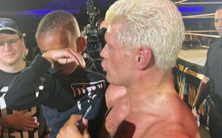 Cody Rhodes 'Stopped Everything' To Comfort Crying Child At WWE Live Event