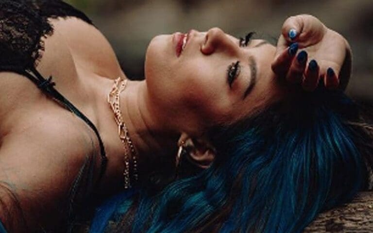 Newly Signed AEW Talent Skye Blue Drops Must See Black Lingerie Photo