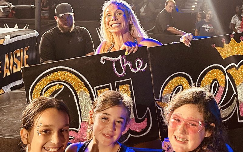 Charlotte Flair Gets Emotional After Touching Tribute By Young Fans During WWE Live Event