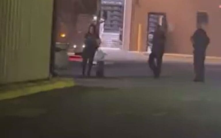 Video Footage Of Bayley Leaving Arena After Suffering Injury At WWE Live Event