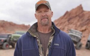 Steve Austin Fires Heavy Weaponry In The Desert