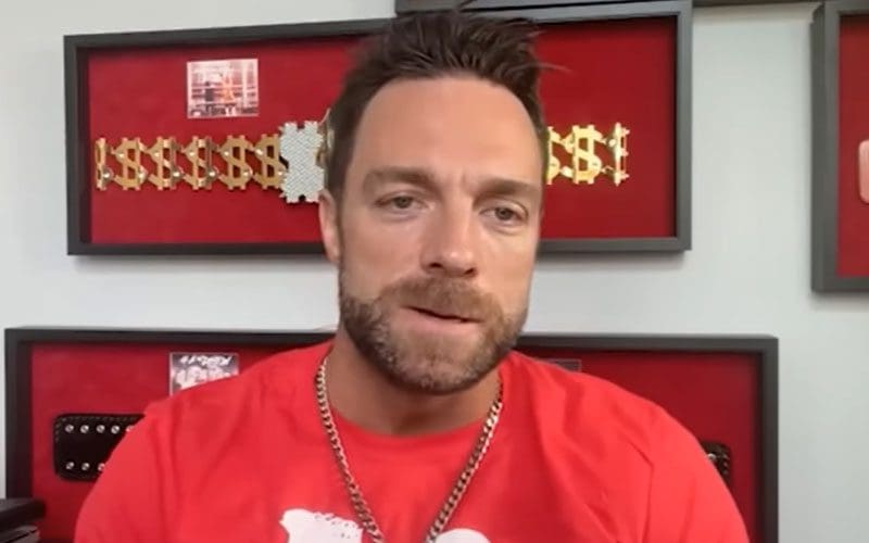 LA Knight Speculates About Potential Irritation from Triple H Over Repeated Press Conference Queries