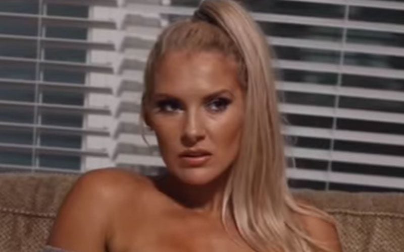 Lacey Evans’ Mommy Model Photoshoot Sparks Responses from WWE Stars