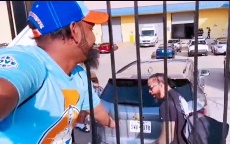 Jimmy Uso Refuses Photo with WWE Fan Sporting John Cena Merchandise