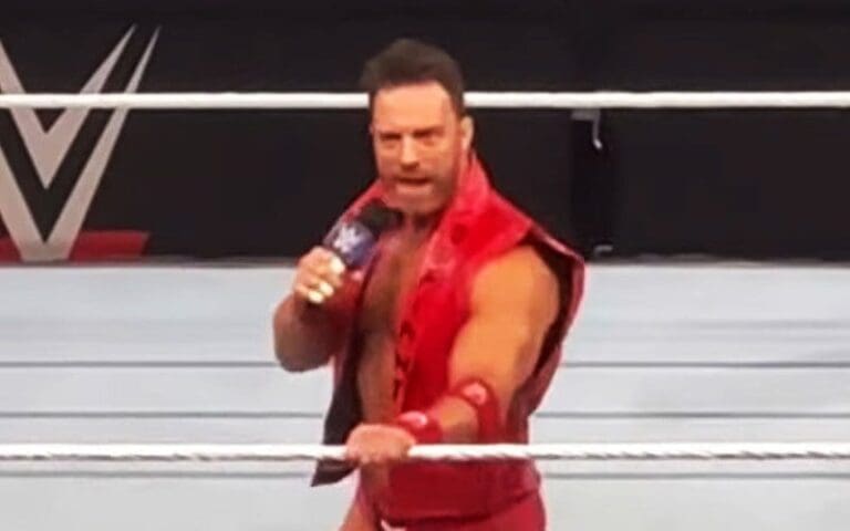 LA Knight Makes Light of CM Punk's WWE Return in Fiery Roman Reigns Promo