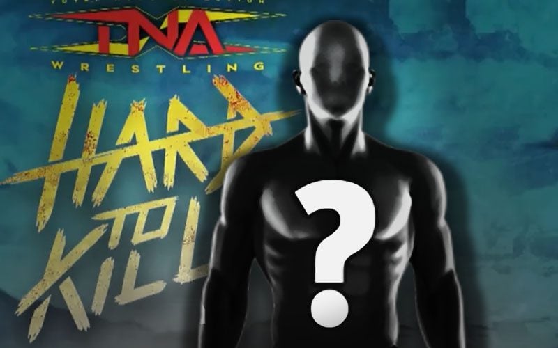 Der ehemalige WWE-Star gibt sein Debüt und wird beim Wrestling in TNAs „Hard to Kill“ körperlich belastet