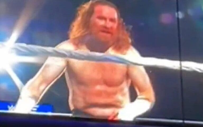 Sami Zayn Dons Crimson Mask During 12/29 WWE Live Event