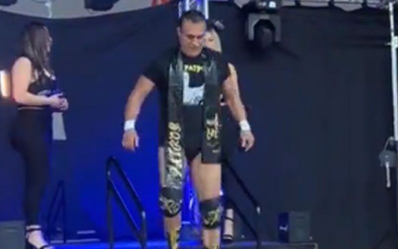 Ex-WWE Star Alberto Del Rio Performs at High School Gym with Disappointing Crowd