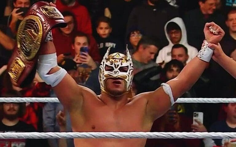 Dragon Lee Wins the North American Championship at WWE NXT Deadline 2023