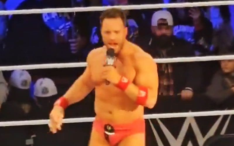 LA Knight Demands CM Punk and Randy Orton to ‘Get in Line’ to Face Roman Reigns