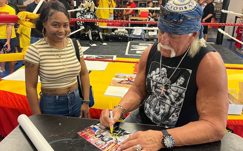 Hulk Hogan Accused of Allowing Someone Else to Forge His Autographs