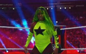 Naomi Makes WWE Return During Women's 2024 Royal Rumble Match