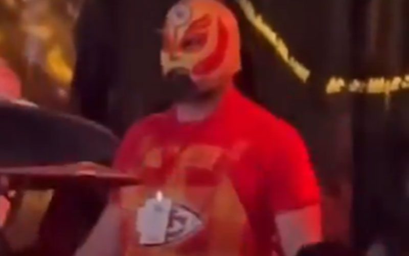 Jason Kelce Rocks Rey Mysterio Mask in Super Bowl Afterparty Dance