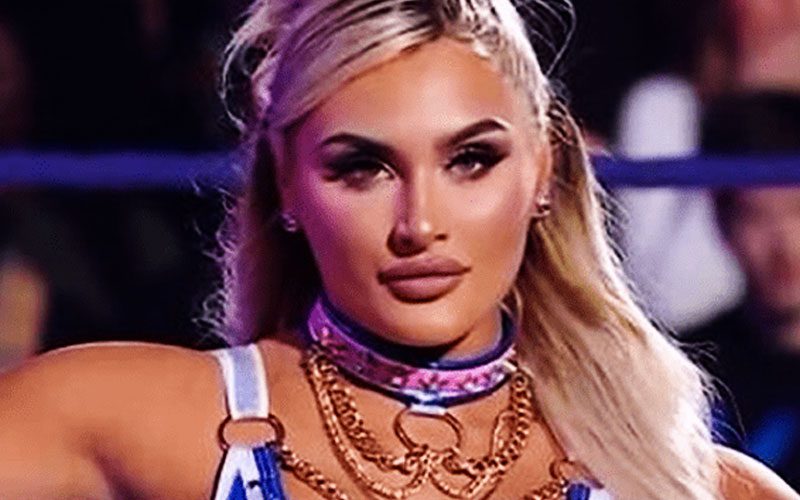 Tiffany Stratton Reacts to Her Successful 2/2 WWE SmackDown Debut