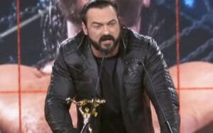 Drew McIntyre Dedicates Social Star of The Year Award to CM Punk at 2024 Slammy Award