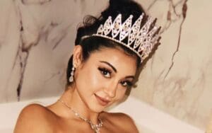 Arianna Grace Begins Countdown to Her Champagne Birthday with Bathtub Photo Drop