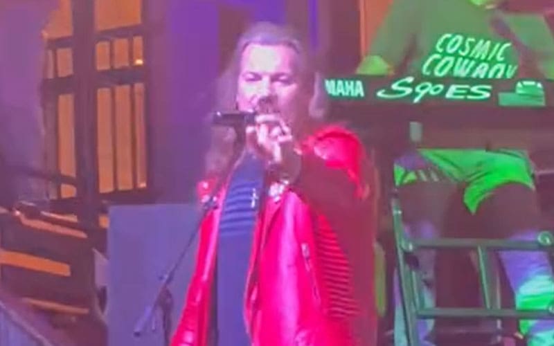 Chris Jericho Rocks Out at Kid Rock's Bar in Nashville with a Surprise Van Halen Cover