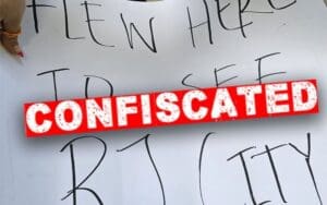 Fan's Signs Confiscated Before AEW Grand Slam: Australia