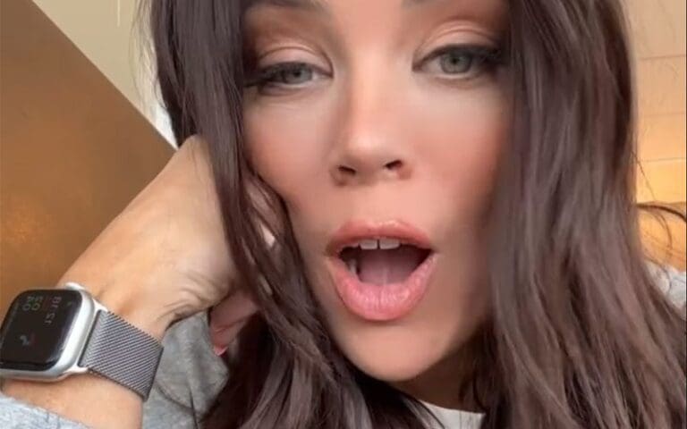 Jackie Redmond Says She Won’t Be on WWE RAW This Week Due to Travel Change and “Other Reasons”
