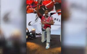 Dwight Howard Hits Back-to-Back Spinaroonies at Fanatics Fest 2025