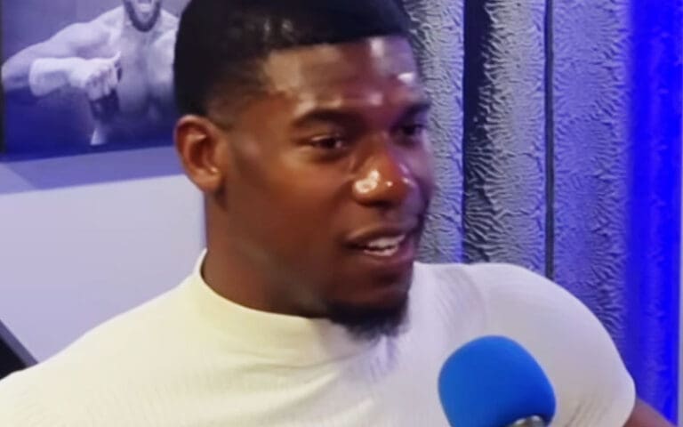 Velveteen Dream Admits He Didn’t Initially Think an Apology Was Necessary