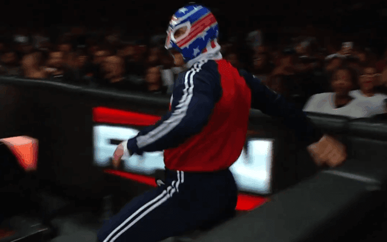 El Grande Americano Situation Gets Insane Twist As Third Mask Man Appears During 8/4 WWE RAW