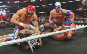 IC Title #1 Contender Match Ends In Mugging During 10/27 WWE RAW
