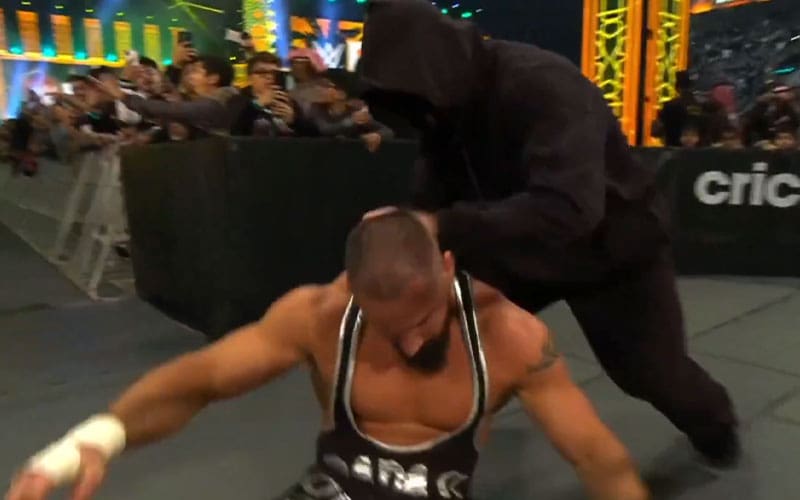 Masked Man Attacks Bron Breakker Causing Early Elimination During 2026 Men’s Royal Rumble
