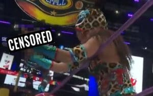 Mercedes Moné Flips Off Arena México Crowd Before CMLL Title Match