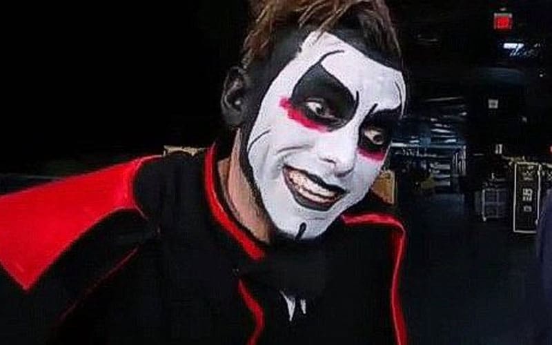 Danhausen ‘Way Over’ With WWE Fans as Autographs Sell Out Ahead of Top Stars