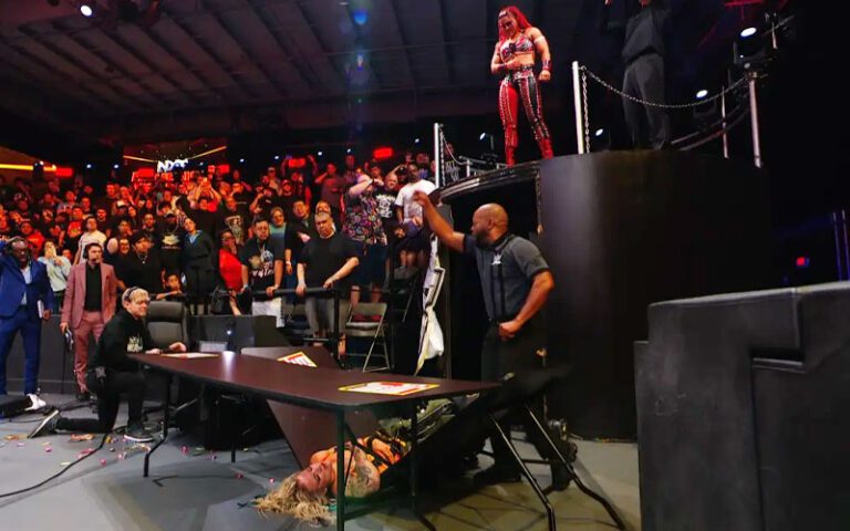 Locker Room Reaction to Sol Ruca’s Scary Fall on WWE NXT Revealed