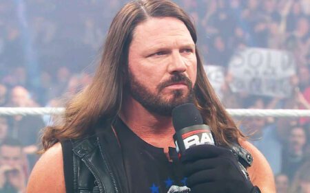 AJ Styles Calls Out Negative WWE Fans Who Complain About Everything