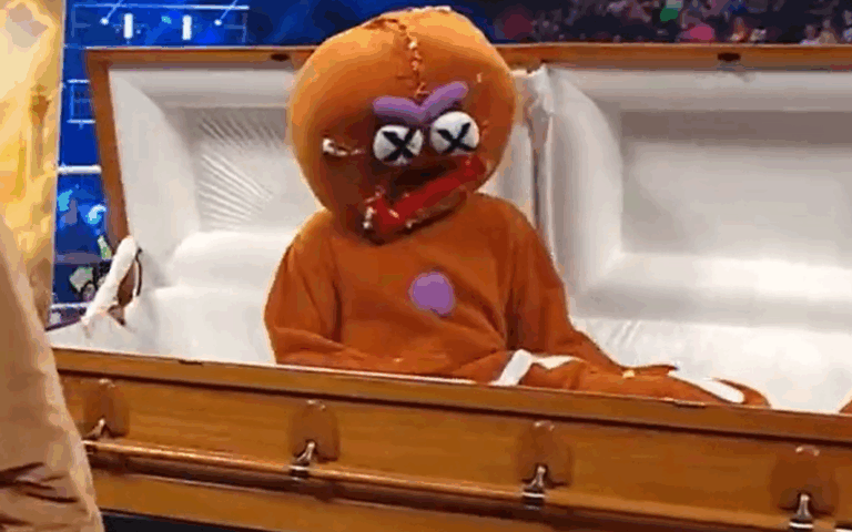 Gingerbread Man Funeral Ends With The Dead Rising During 5/8 WWE SmackDown