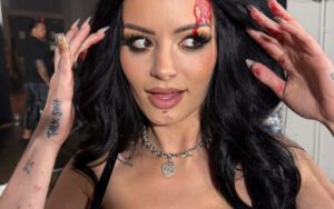 Paige Reveals Bloody Head Wound and Stitches After Chaotic WWE SmackDown Segment
