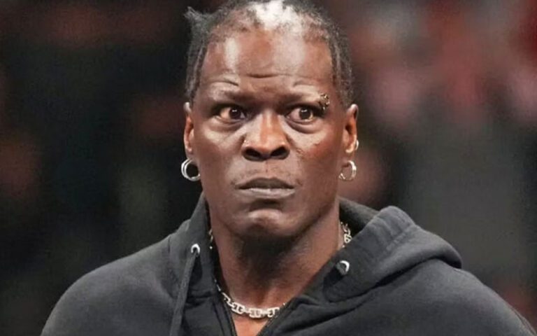 R-Truth Explains Why He Can’t Fully Be a Heel in WWE