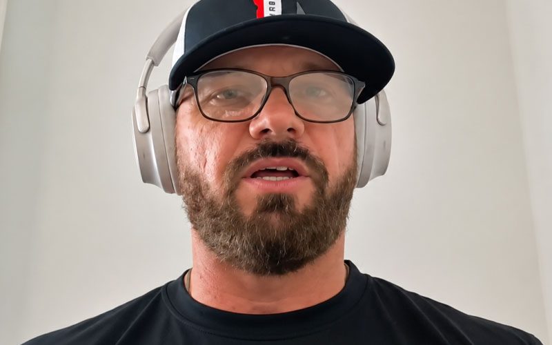 AJ Styles Fires Back At WWE Bootlicker Claims By Saying He’s Protecting His Friends